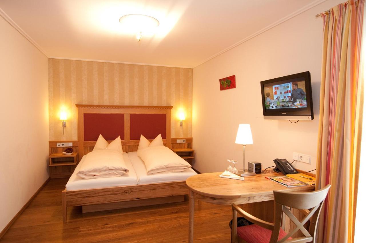 Hotel & Gasthof Loewen Ulma Esterno foto