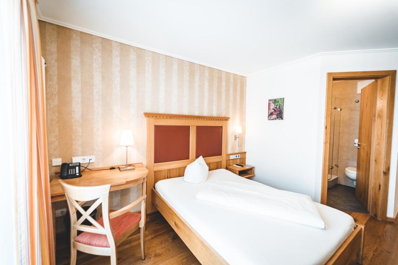 Hotel & Gasthof Loewen Ulma Esterno foto